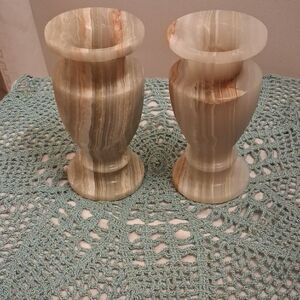 Elegant Onyx Vase Set - Natural Brown and Cream Pair